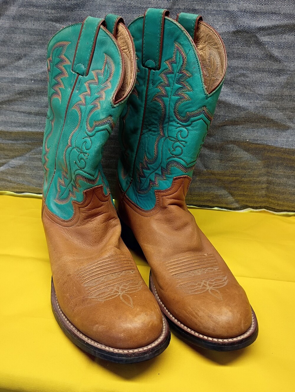 Justin Cowboy Boots Turquoise And Light Brown Mens Size 9